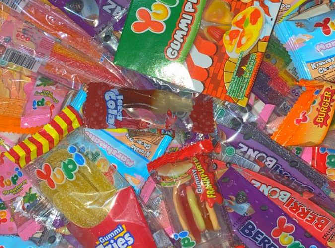 Jajanan Anak SD Terlaris: Cita Rasa Nostalgia yang Tak Pernah Hilang