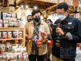 Produk Lokal Indonesia: Keunggulan, Inovasi, dan Peluang Global