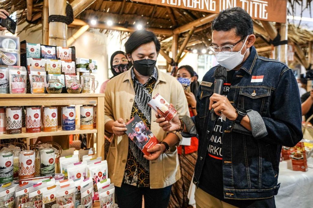 Produk Lokal Indonesia: Keunggulan, Inovasi, dan Peluang Global