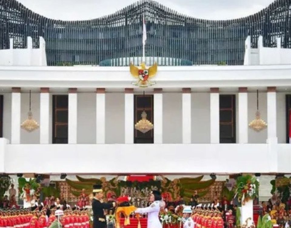 Gaji Presiden Indonesia: Fakta, Regulasi, dan Pandangan Ahli